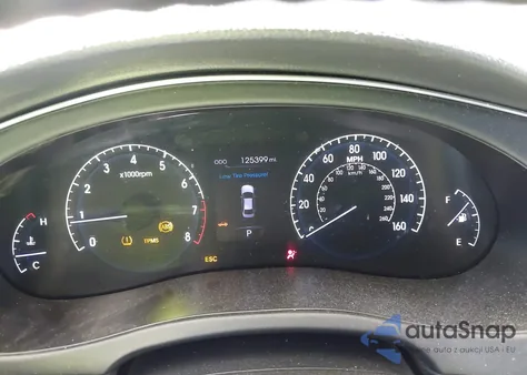 2012 Hyundai Genesis 3.8 z USA, uszkodzony, nr VIN KMHGC4DD9CU172451